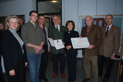 Ministerin mit Preisträgern 2010